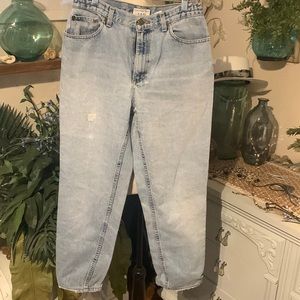 Covington jeans Size 10 Rise 11”, inseam 27” waist 15 1/2” no stretch